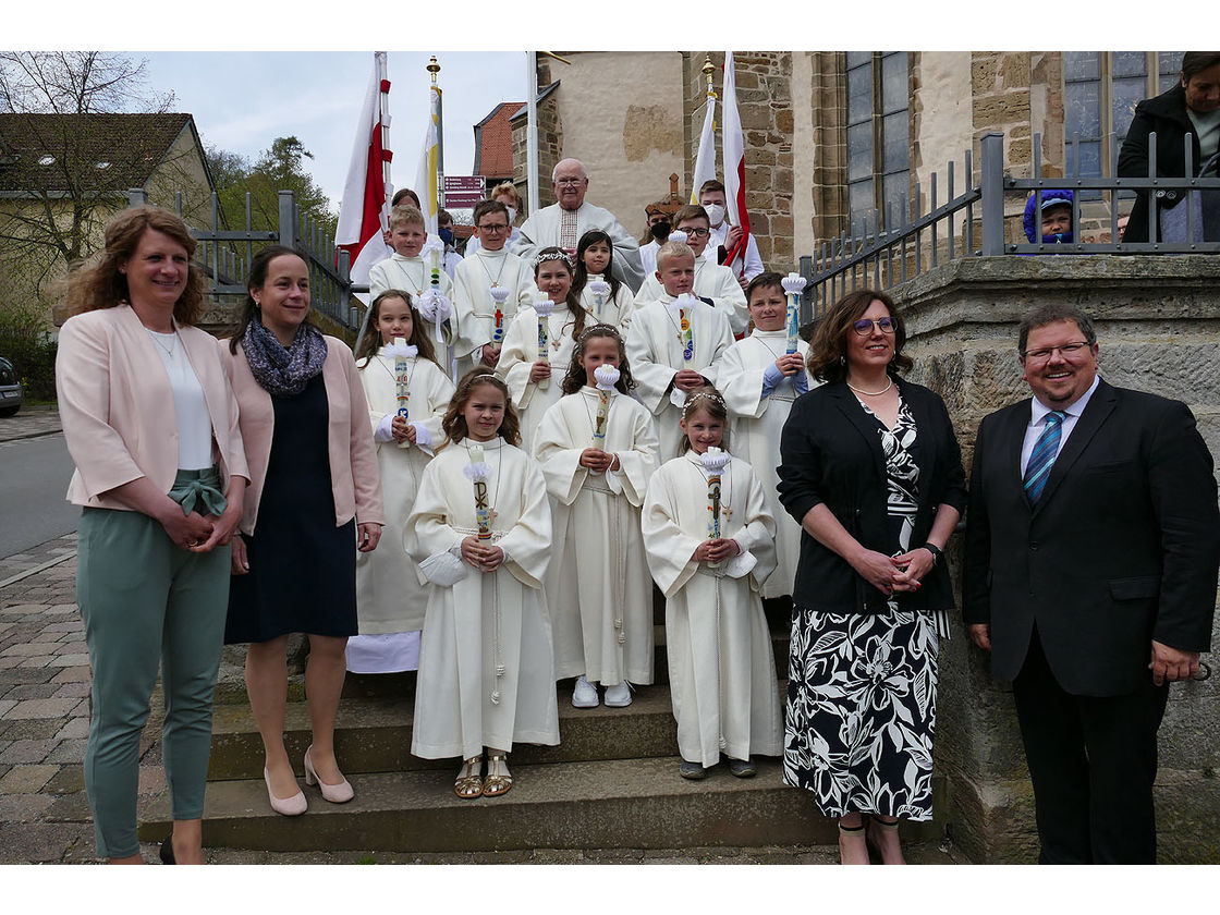 Feier der 1. Heiligen Kommunion in Sankt Crescentius (Foto: Karl-Franz Thiede)